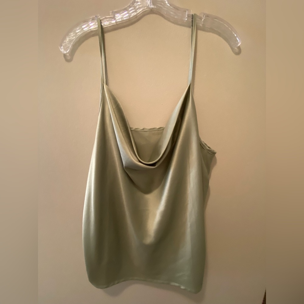 Green Sating Top